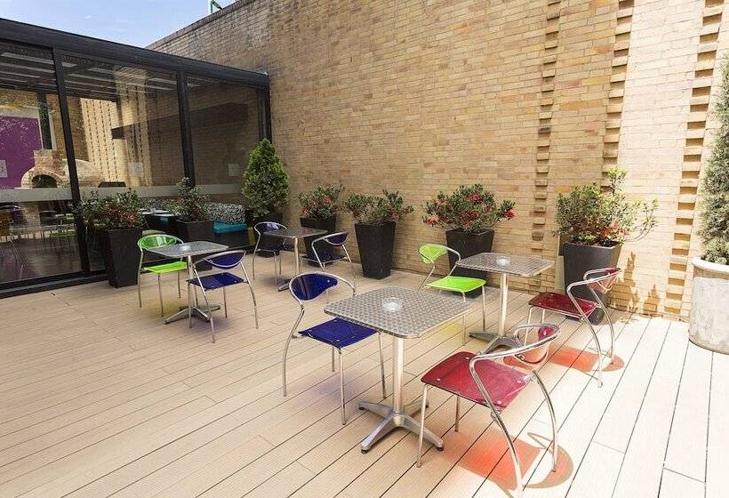 בית מלון כפרי Bh Parque 93