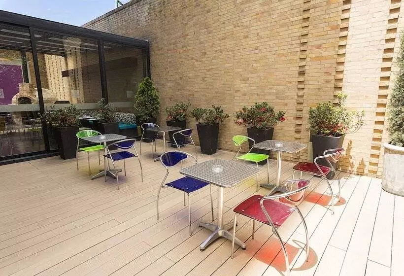 בית מלון כפרי Bh Parque 93