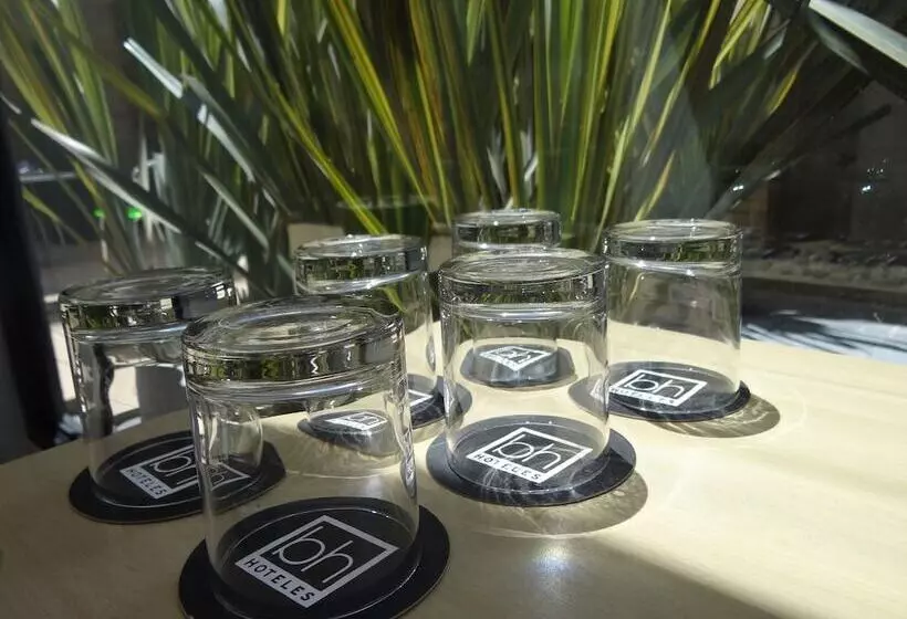 בית מלון כפרי Bh Parque 93