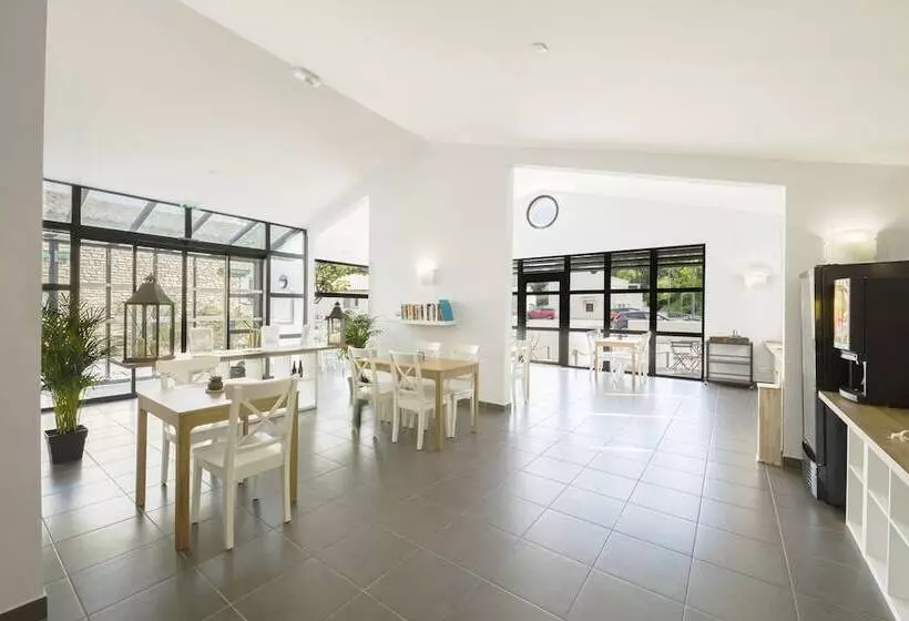 בית מלון כפרי Garden & City Mont Ventoux   Malaucène