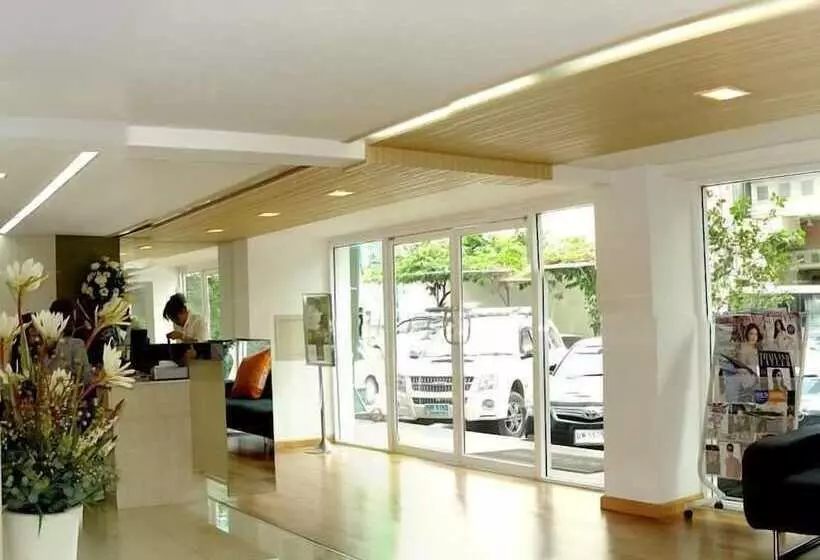 هتل Nantra Sukhumvit 39