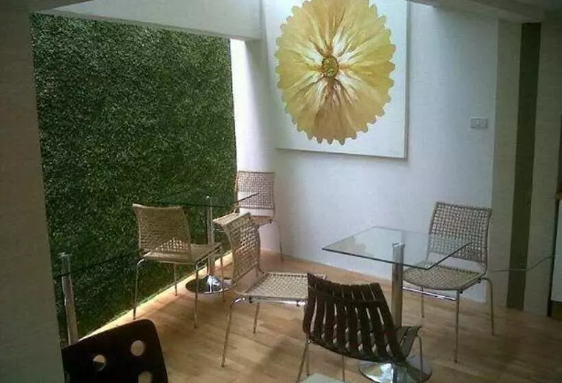 هتل Nantra Sukhumvit 39