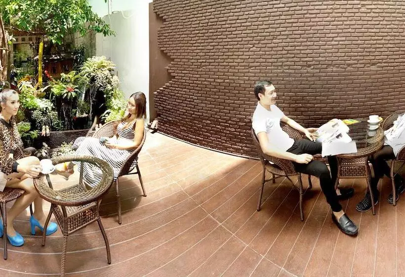 هتل Nantra Sukhumvit 39