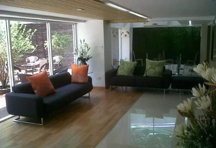 هتل Nantra Sukhumvit 39