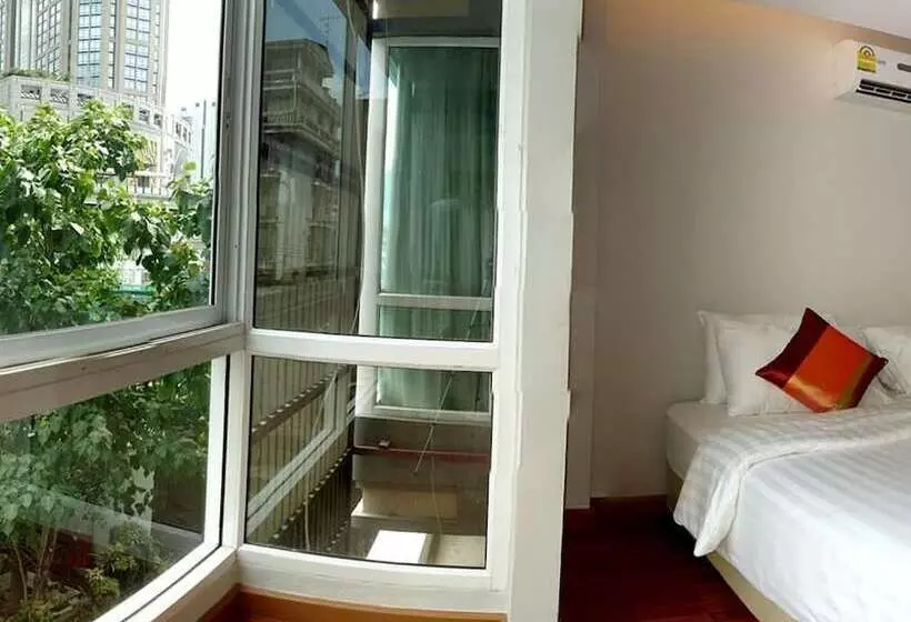 هتل Nantra Sukhumvit 39