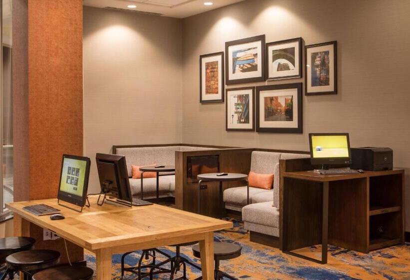 فندق Residence Inn Portland Downtown Waterfront