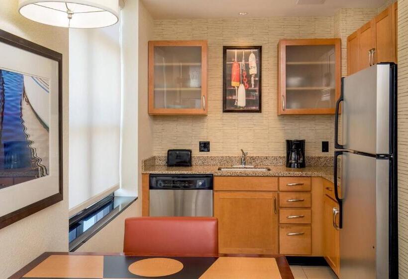 فندق Residence Inn Portland Downtown Waterfront