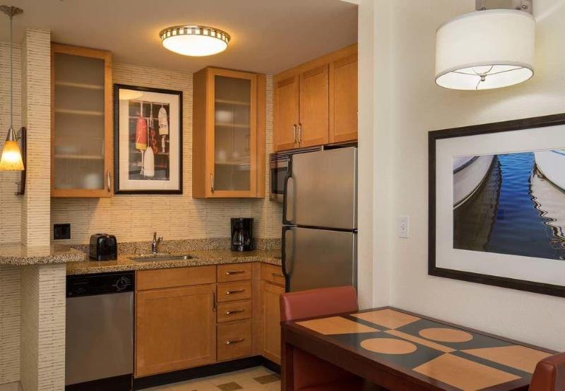 فندق Residence Inn Portland Downtown Waterfront