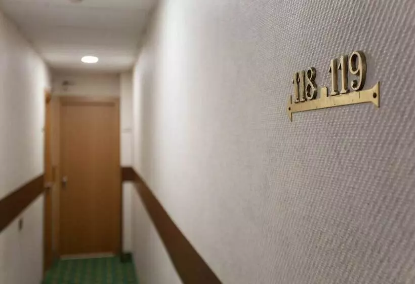 酒店 Residence Lepontina