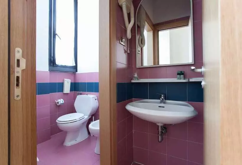 酒店 Residence Lepontina