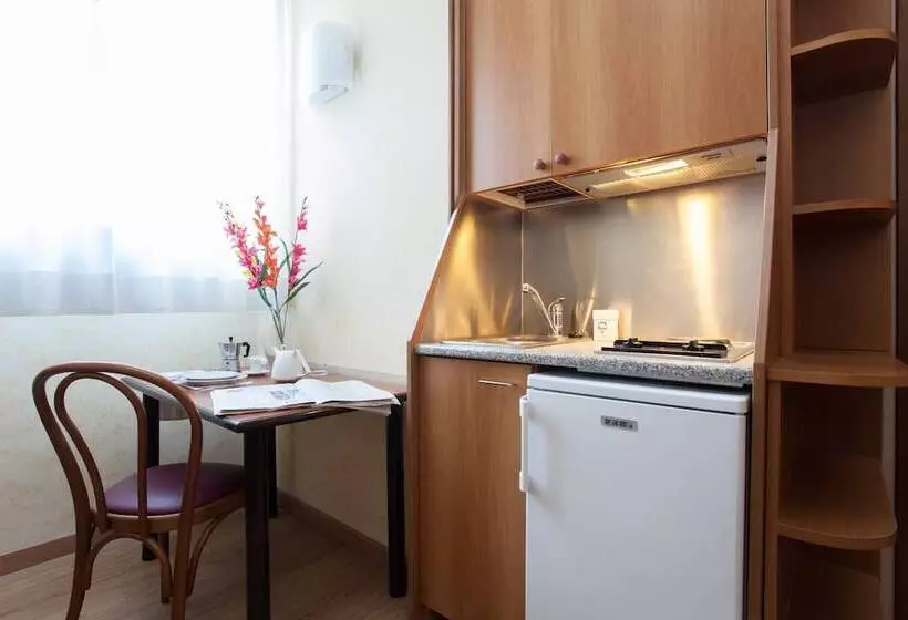 酒店 Residence Lepontina