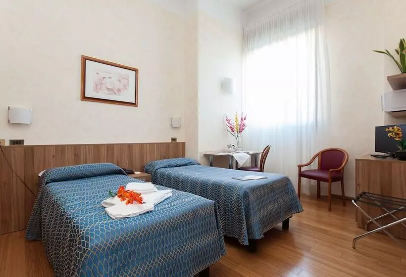 酒店 Residence Lepontina