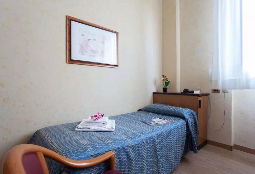 酒店 Residence Lepontina