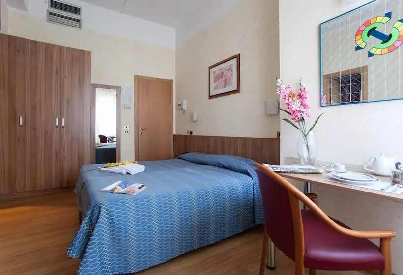 酒店 Residence Lepontina