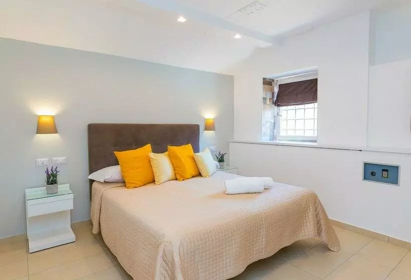 ホテル Rivoli Sorrento