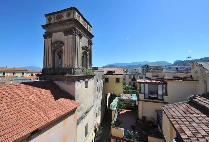 ホテル Rivoli Sorrento
