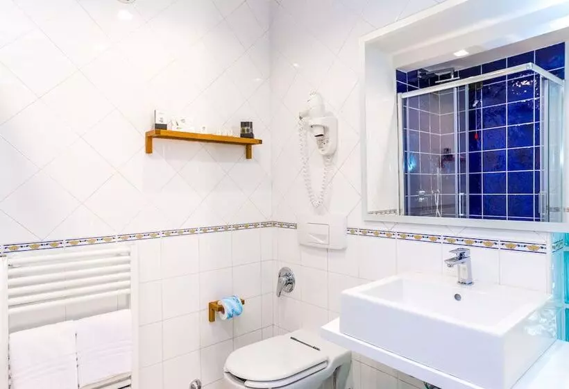 ホテル Rivoli Sorrento