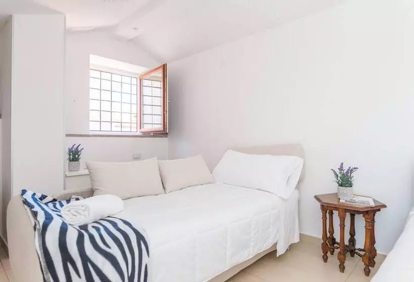 ホテル Rivoli Sorrento