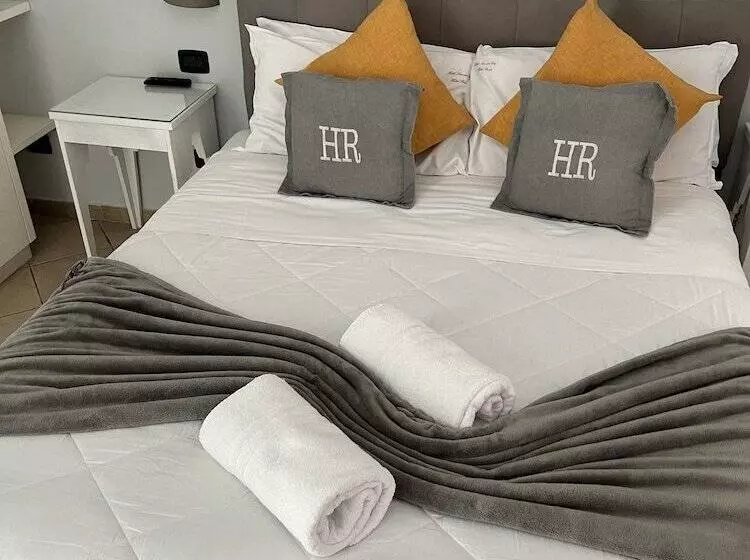 ホテル Rivoli Sorrento