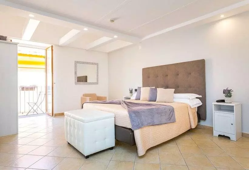 ホテル Rivoli Sorrento