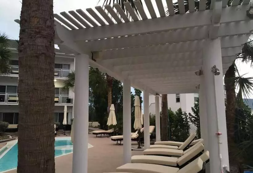 Hotel The All New Grace Bay Suites