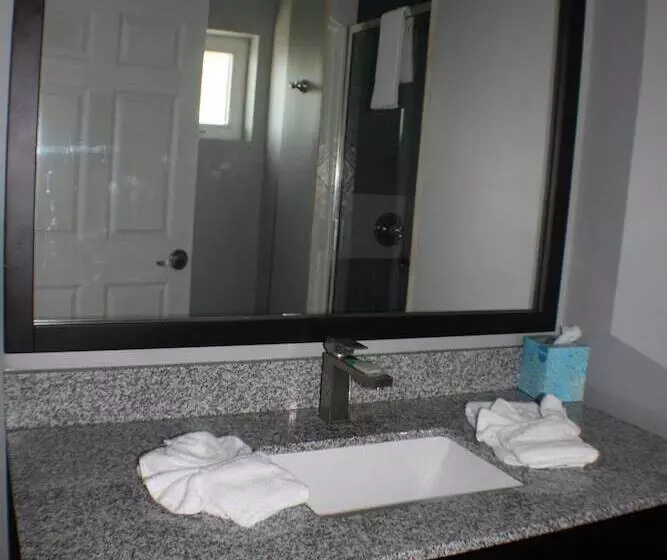 Hotel The All New Grace Bay Suites