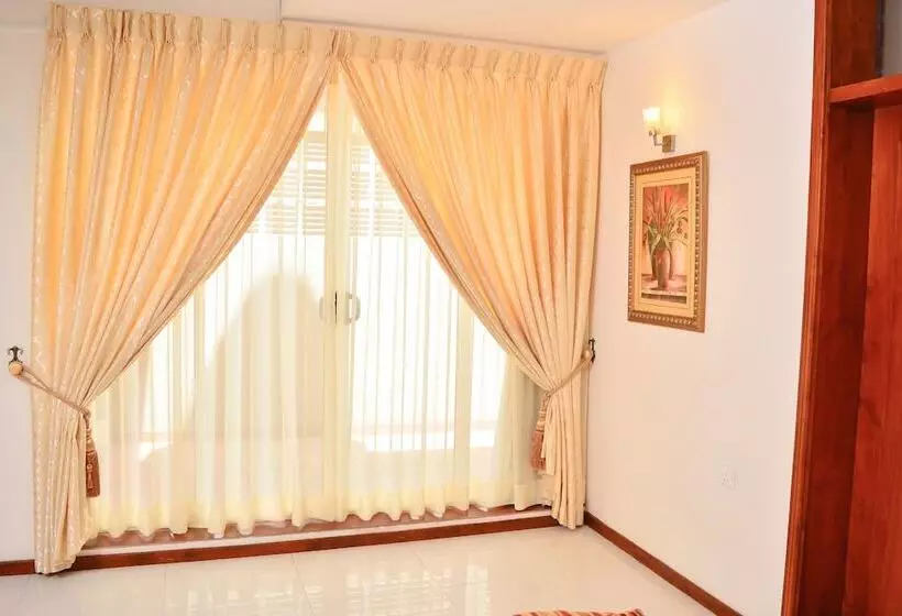 Unique Towers Luxury Boutique Suites