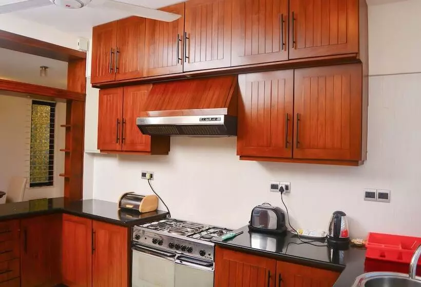 Unique Towers Luxury Boutique Suites