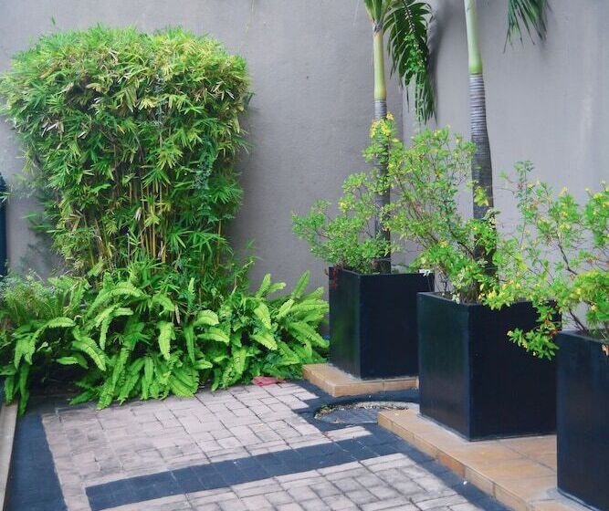 Unique Towers Luxury Boutique Suites