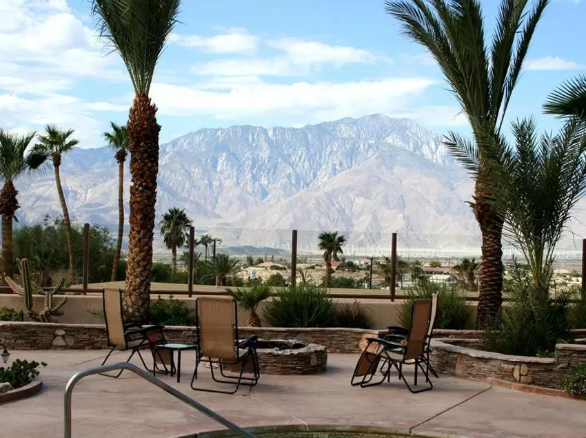 Bella Monte Hot Springs Resort & Spa