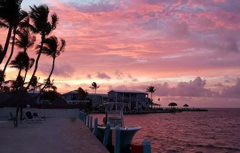 Drop Anchor Resort & Marina