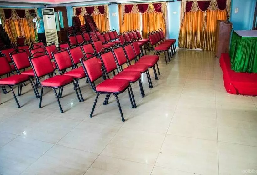 هتل Akshaya