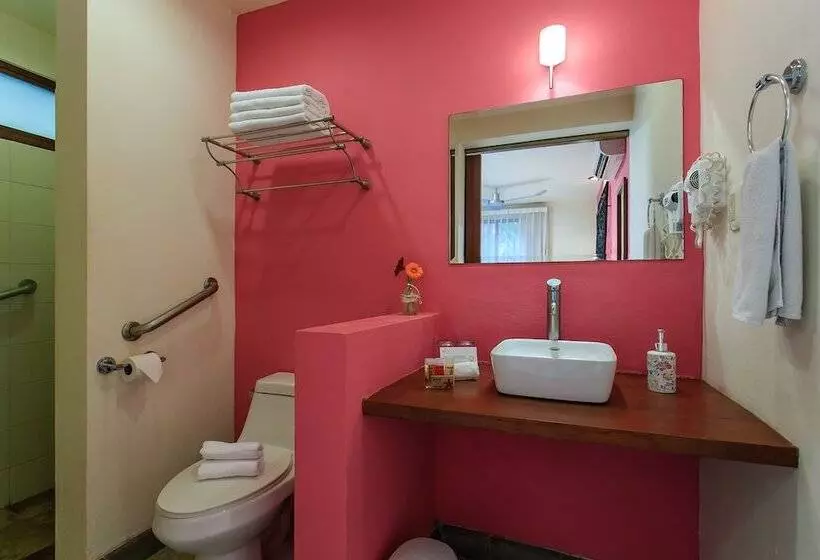 Art 57 Hotel Adults Only