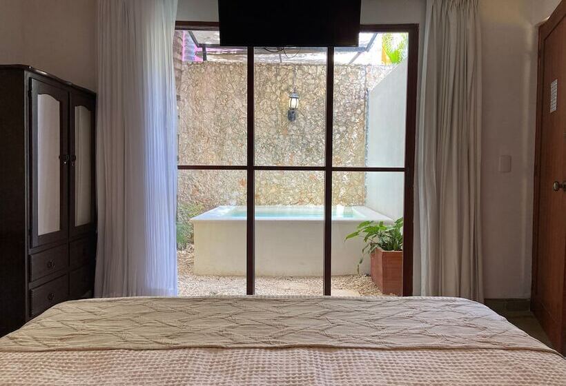 Art 57 Hotel   Adults Only