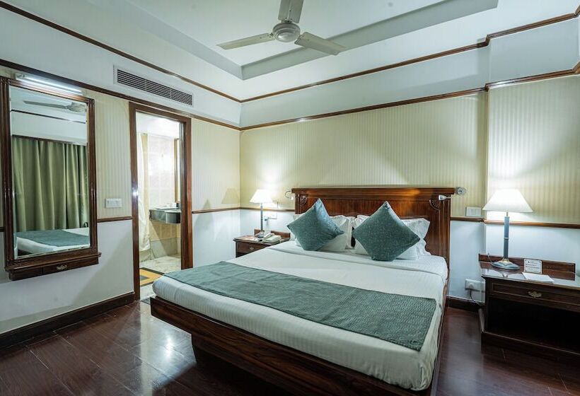 호텔 Celebration Raipur