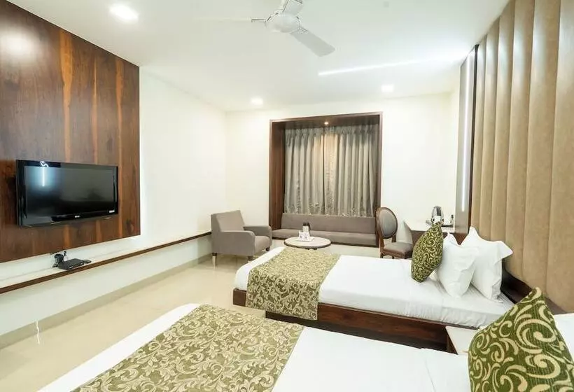 هتل Celebration Raipur