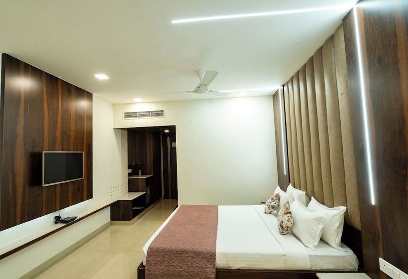 호텔 Celebration Raipur