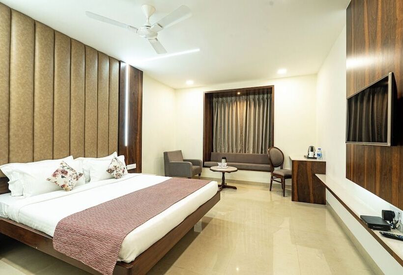 호텔 Celebration Raipur