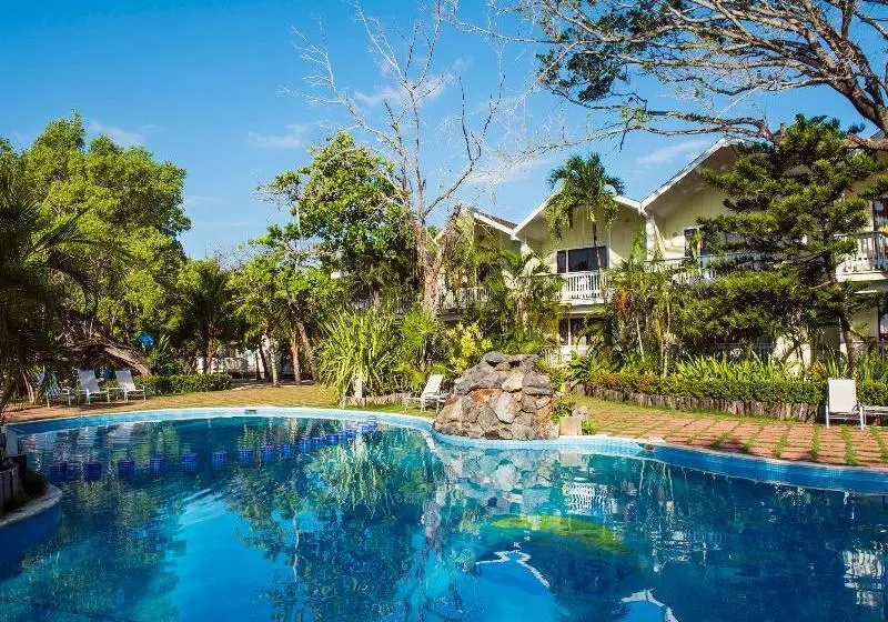 فندق Fantasy Island Dive Resort