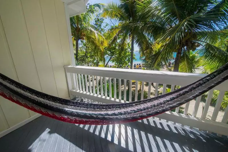 فندق Fantasy Island Dive Resort