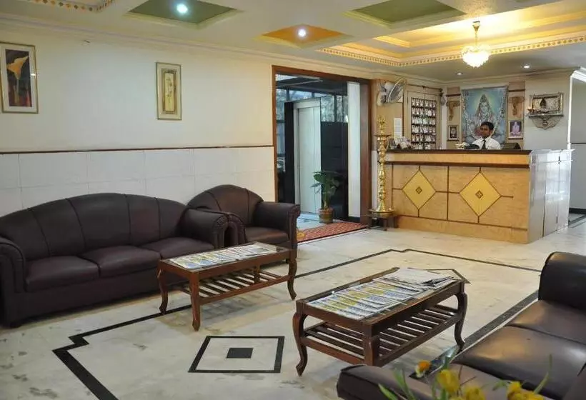 בית מלון כפרי Gangothri