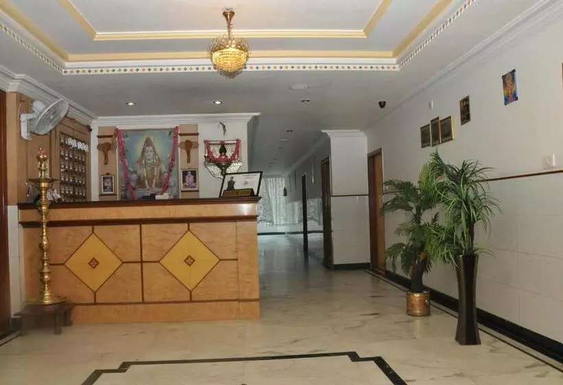 בית מלון כפרי Gangothri