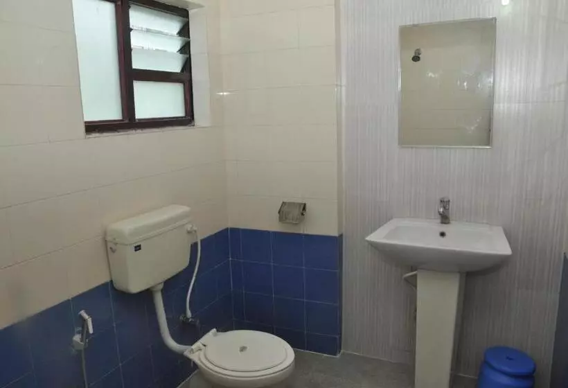 בית מלון כפרי Gangothri