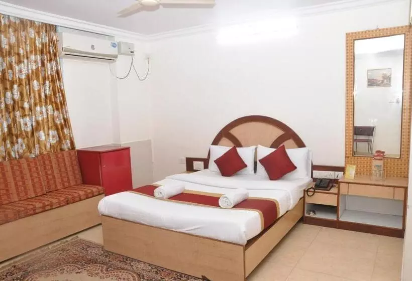 בית מלון כפרי Gangothri