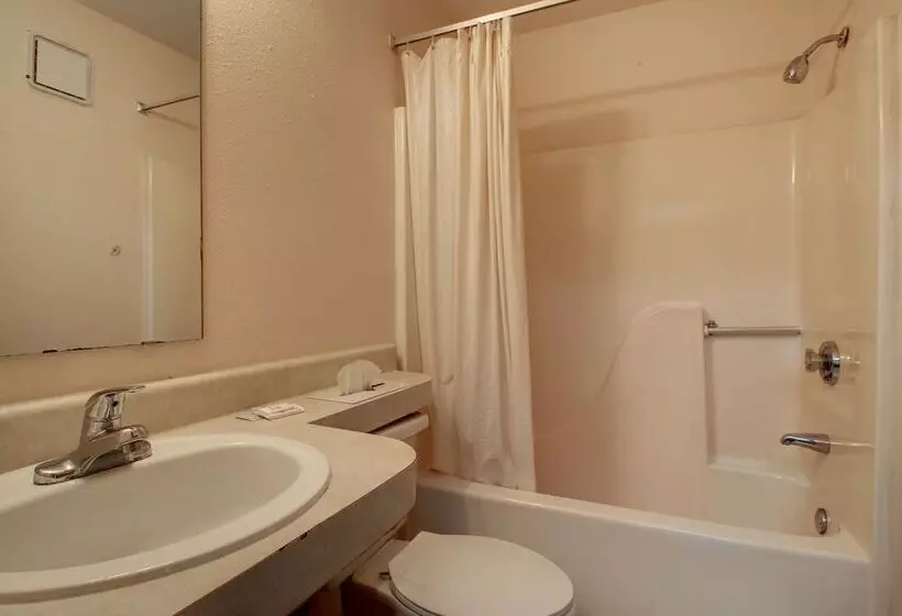 ホテル Del Sol Pensacola