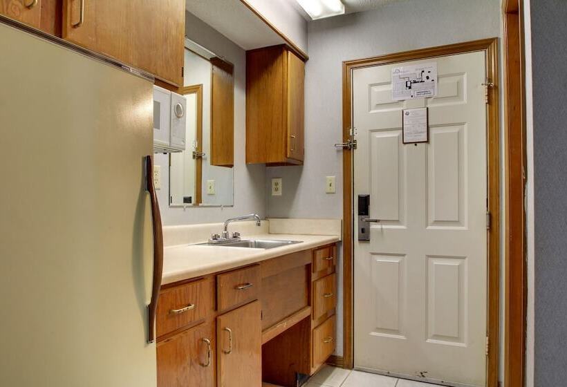 هتل Del Sol   Pensacola