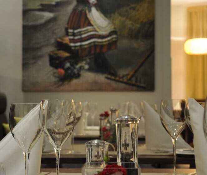 בית מלון כפרי Khortitsa Palace