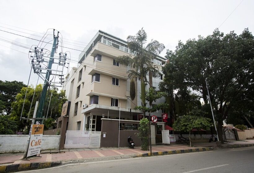 Отель Mint Downtown