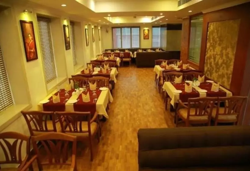 Hotel The Ruby Arena