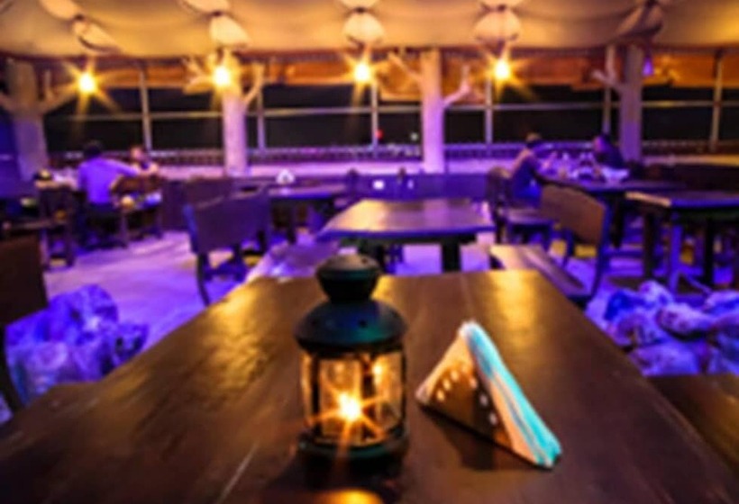 Hotel The Ruby Arena